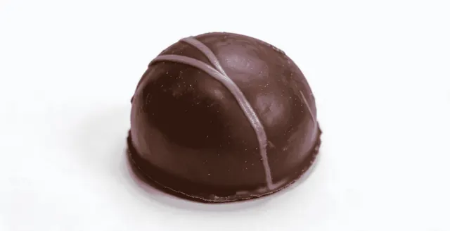 紫色环纹半球巧克力