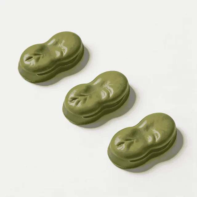 绿色花纹荚形巧克力